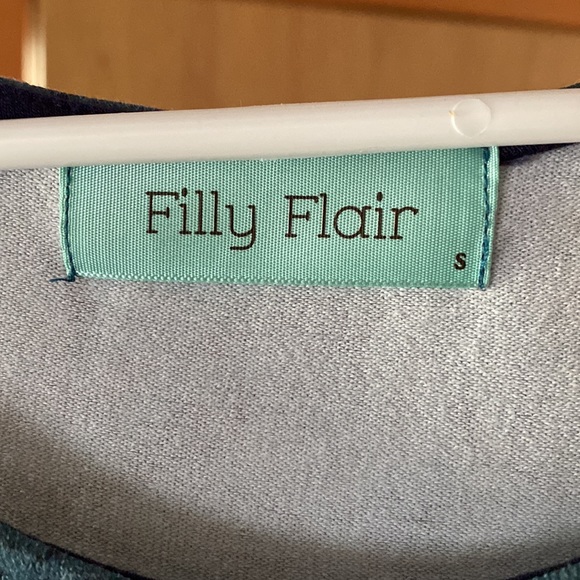 Small dress - Picture 3 of 3